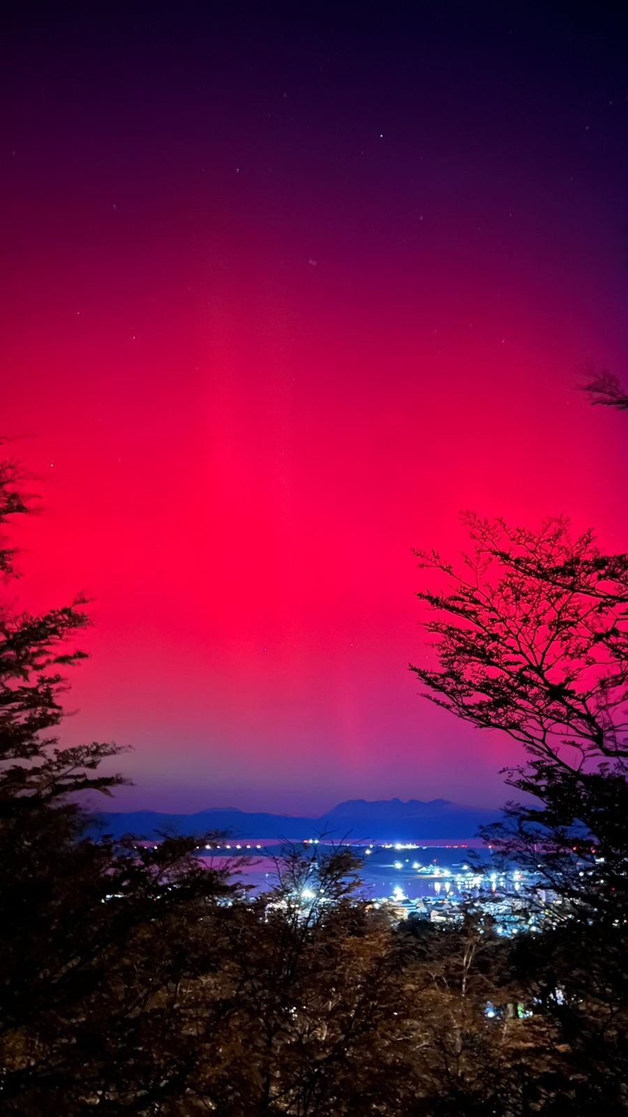 La tormenta solar provocó auroras sobre Ushuaia y las bases antárticas.