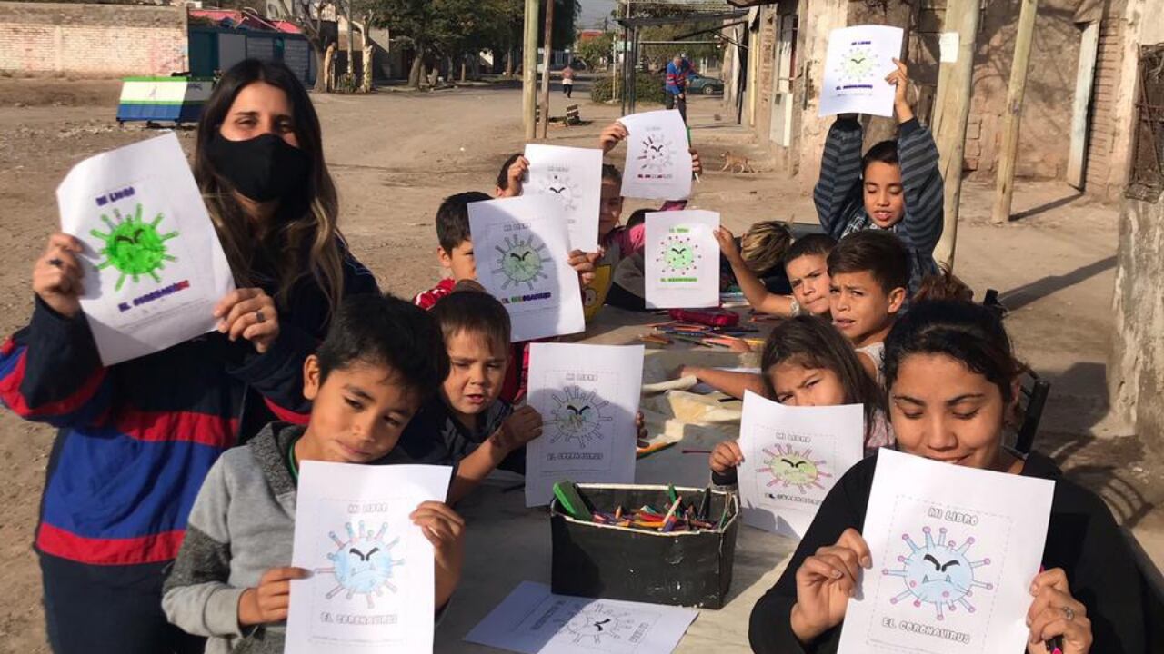 Ludorisas en una actividad recreativa en un merendero de Las Heras.