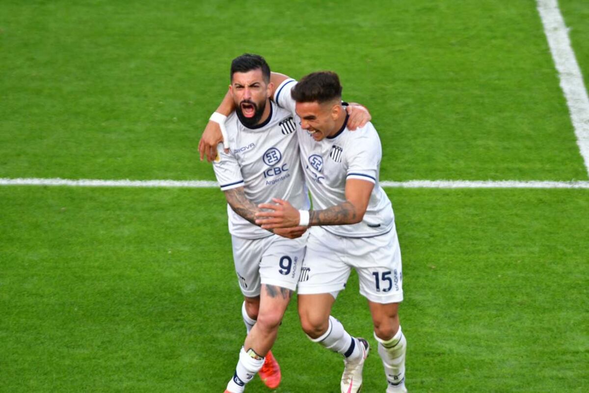 Talleres, en ganador y puntero