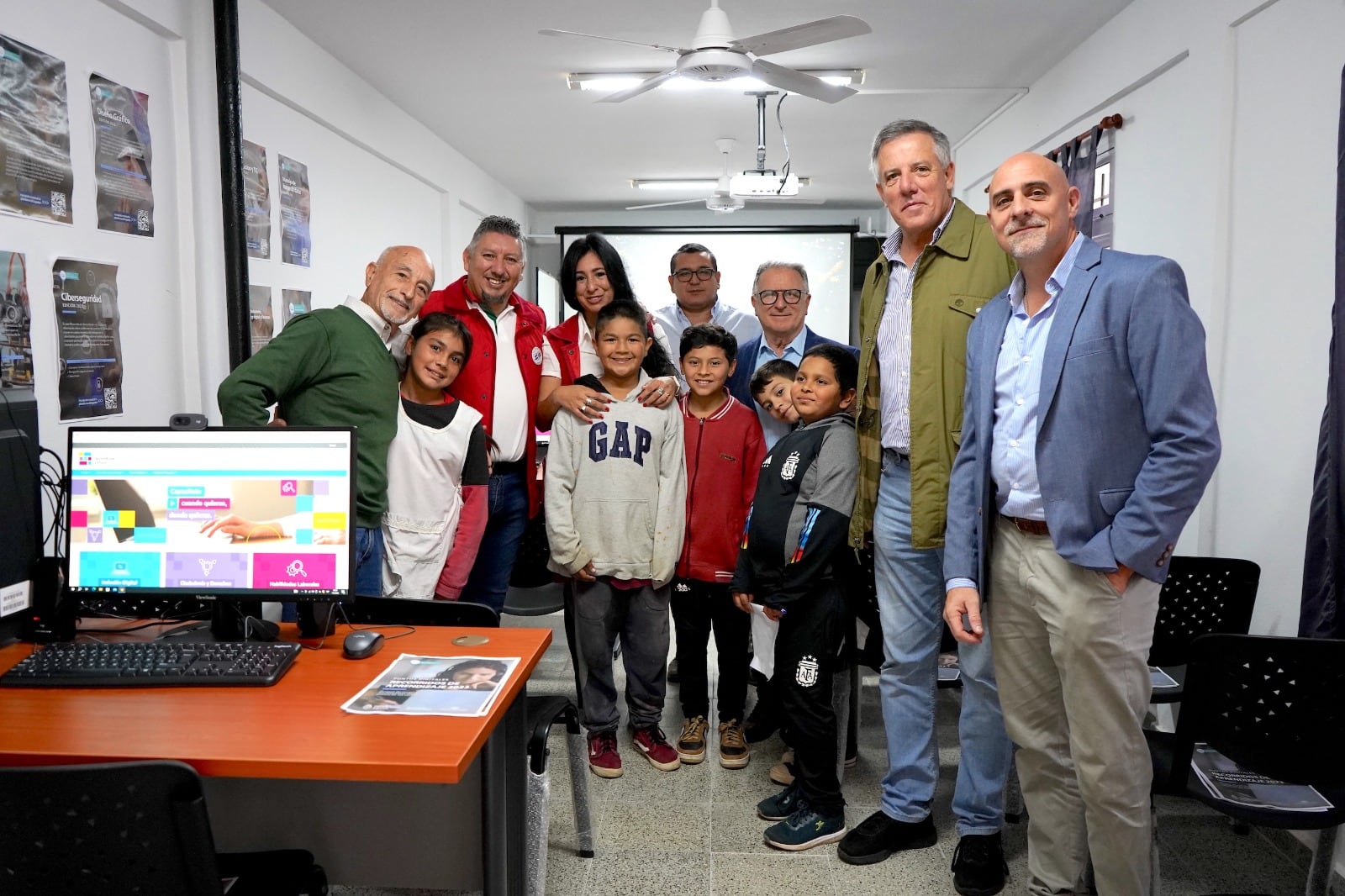 Salto Grande sumó un nuevo punto digital en el barrio La Bianca de Concordia