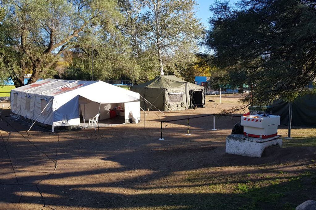 Instalaron un nuevo Hospital Modular Militar en Unquillo para casos Covid (Nicolás Bravo)