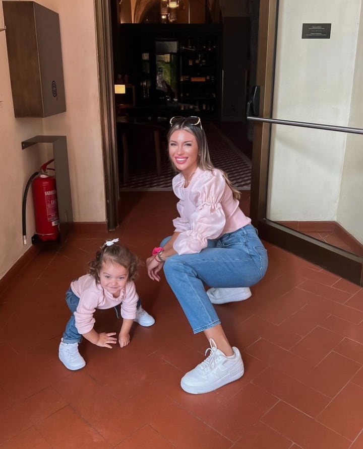 Agustina Gandolfo y su hija Nina Martínez combinaron sus looks y derritieron las redes sociales