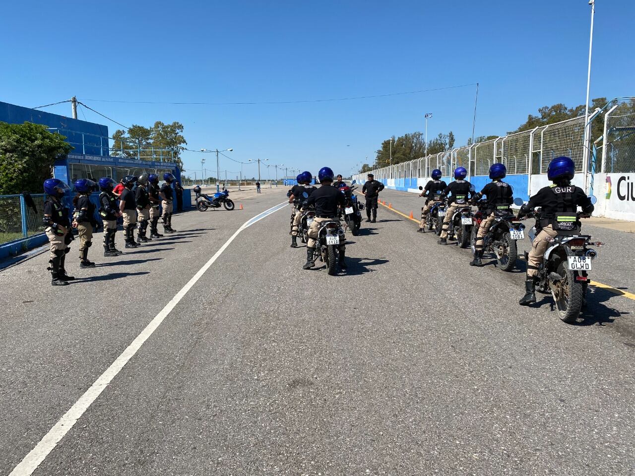 La Patrulla Motorizada de la GUR se capacitó con la PAT