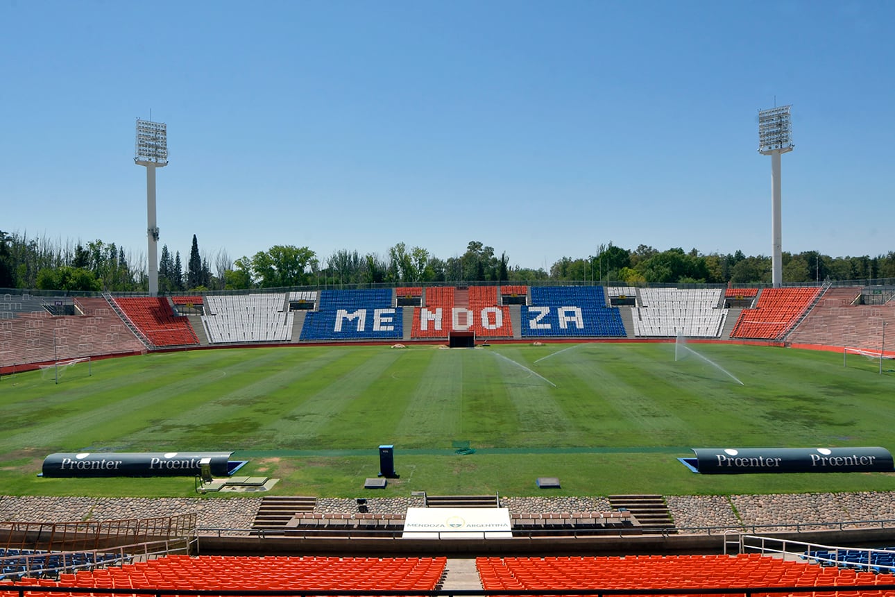 Estadio Malvinas Argentinas está en resiembra del césped y estará en óptimas condiciones para el Mundial Sub 20.