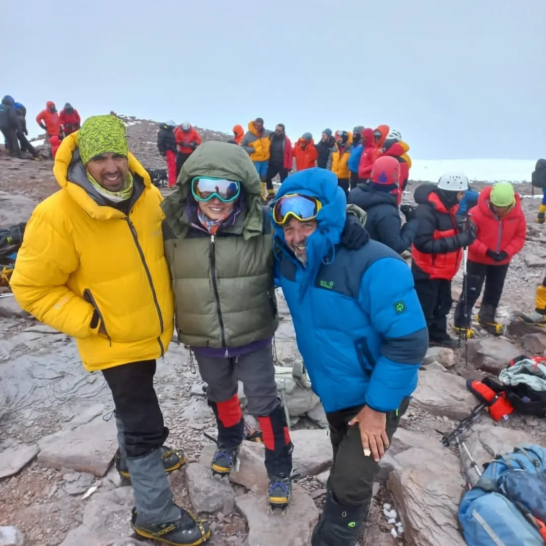 Hazaña de una familia de Villa Mercedes en el Aconcagua