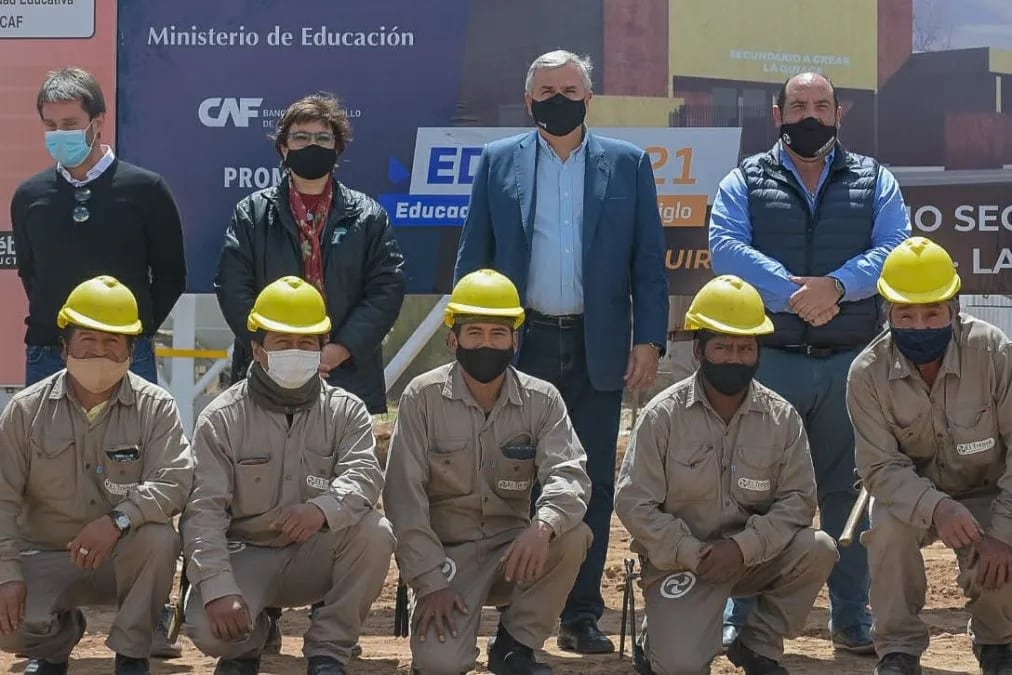 El gobernador Morales y la ministra Calsina encabezaron el acto en el barrio Éxodo Jujeño de La Quiaca.