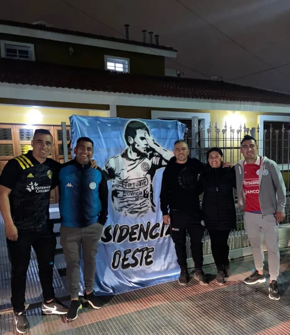 Familia Zelarrayán presente en el estadio.