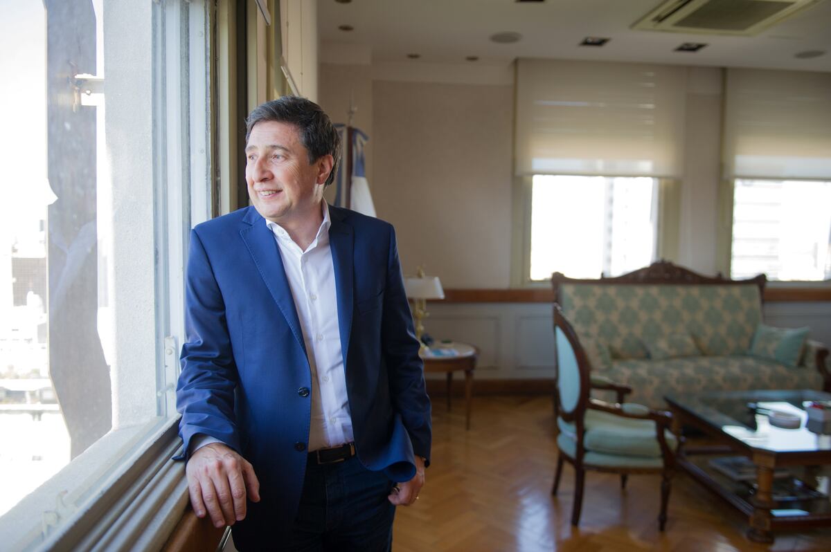 Compra de alimentos con sobreprecios: la Justicia sobreseyó al ministro de Desarrollo, Daniel Arroyo