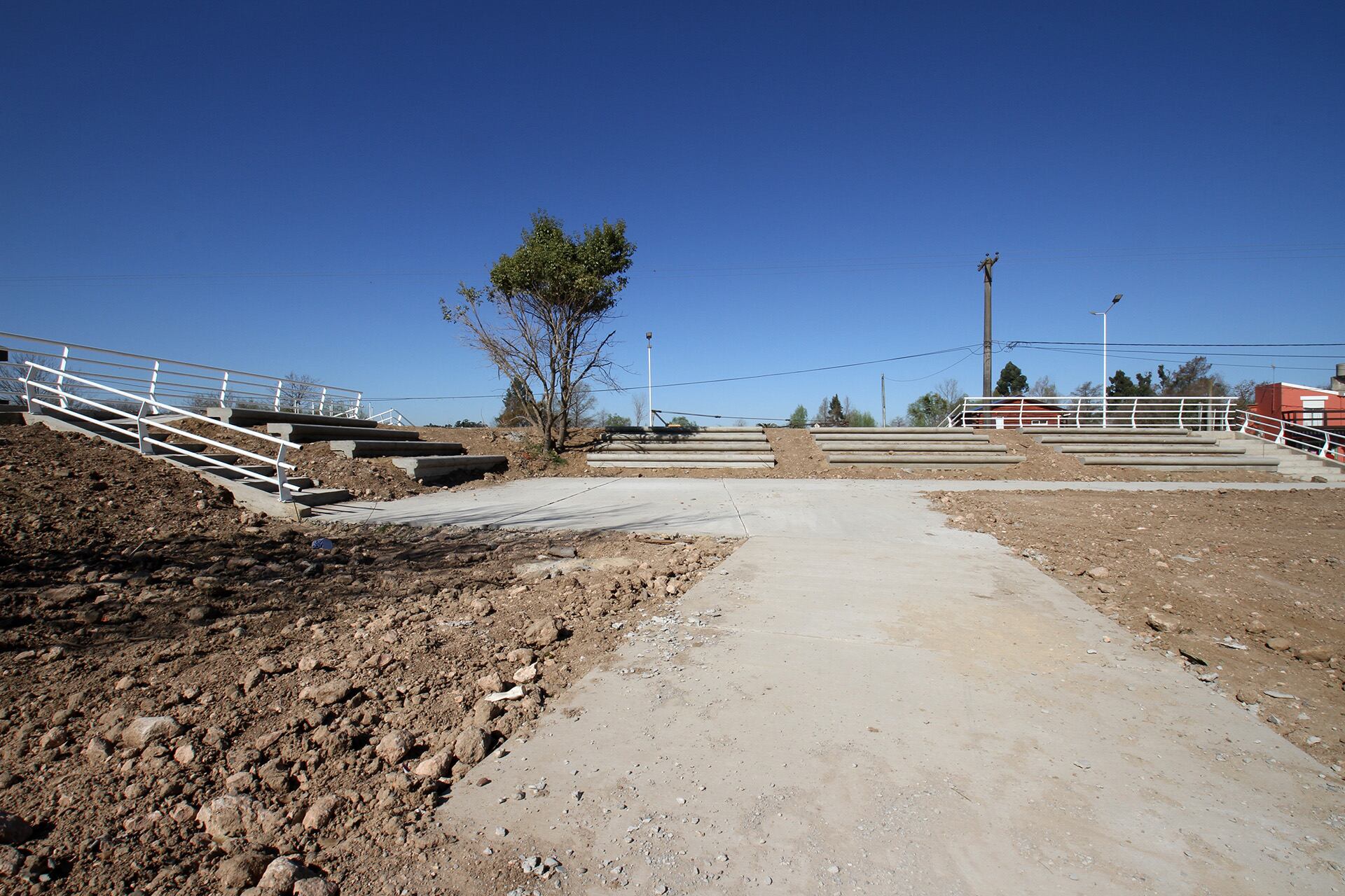 obra de defensa contra inundaciones de Villa Paranacito