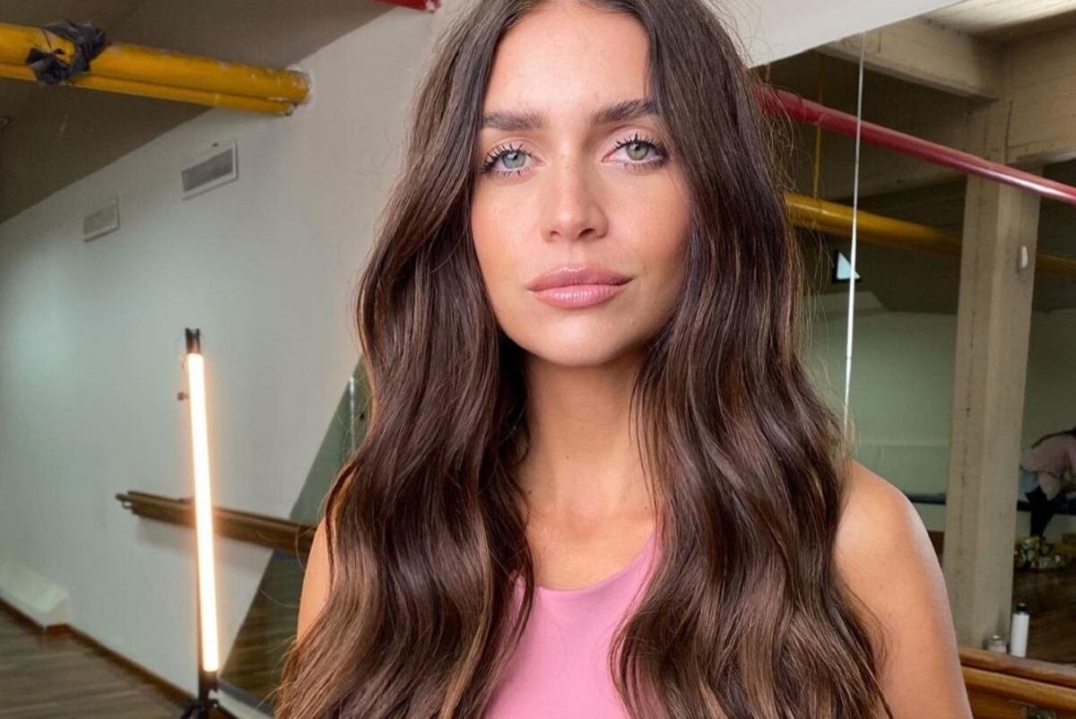 Zaira Nara recibió el otoño con un outfit súper canchero y encandiló a sus fans