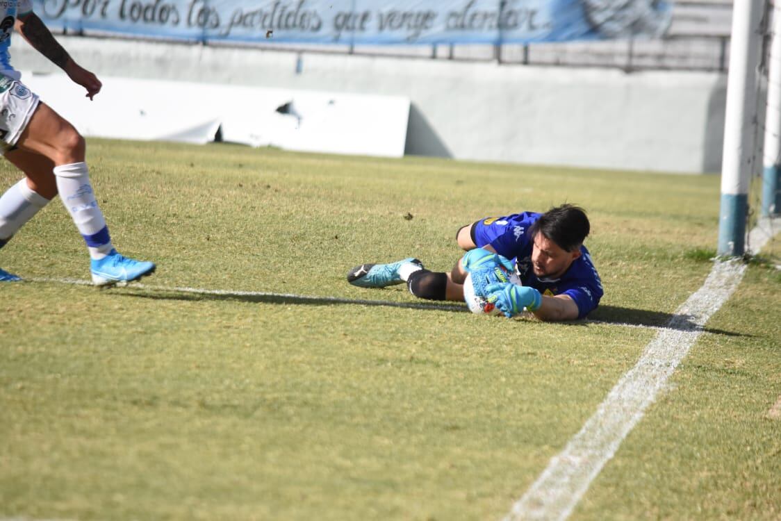 El equipo de Tandil volvió a perder y está cada vez más cerca del último puesto de la tabla.