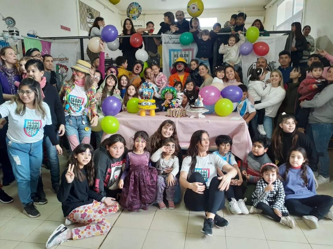 La compañía Había una vez de visita en Centros de Salud de Tres Arroyos y Bahía Blanca