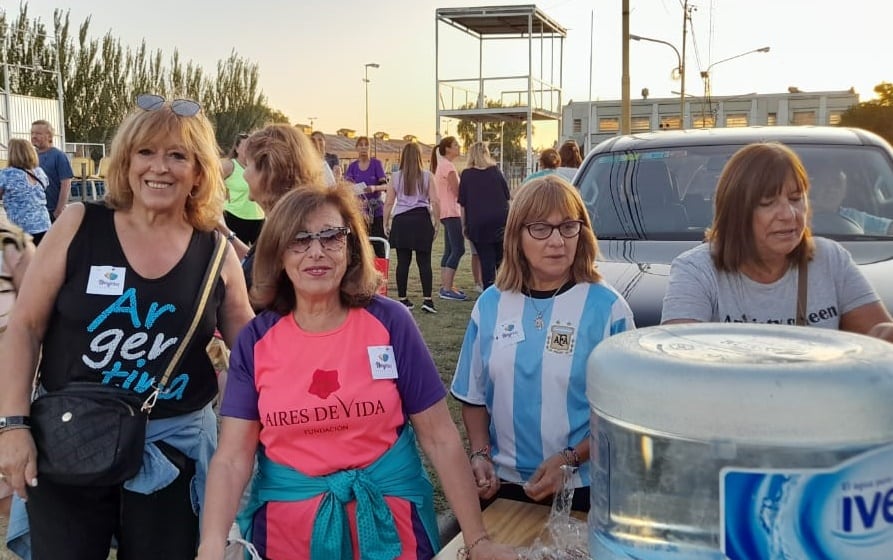 Tres Arroyos: Se realizó la Caminata Solidaria de las Mujeres Coop