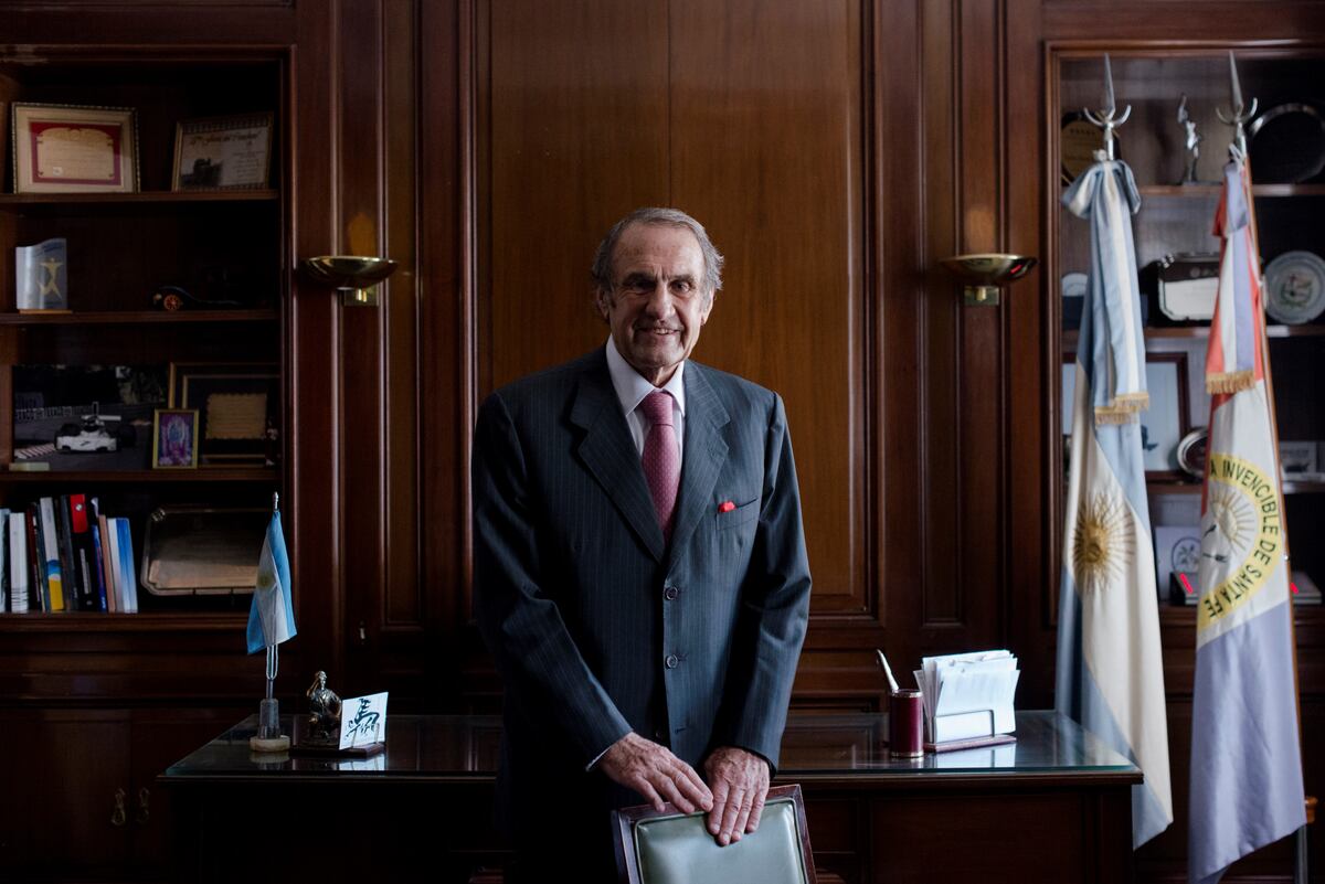 Murió Carlos Reutemann: por pedido de la familia harán una ceremonia “rápida” e “intima”