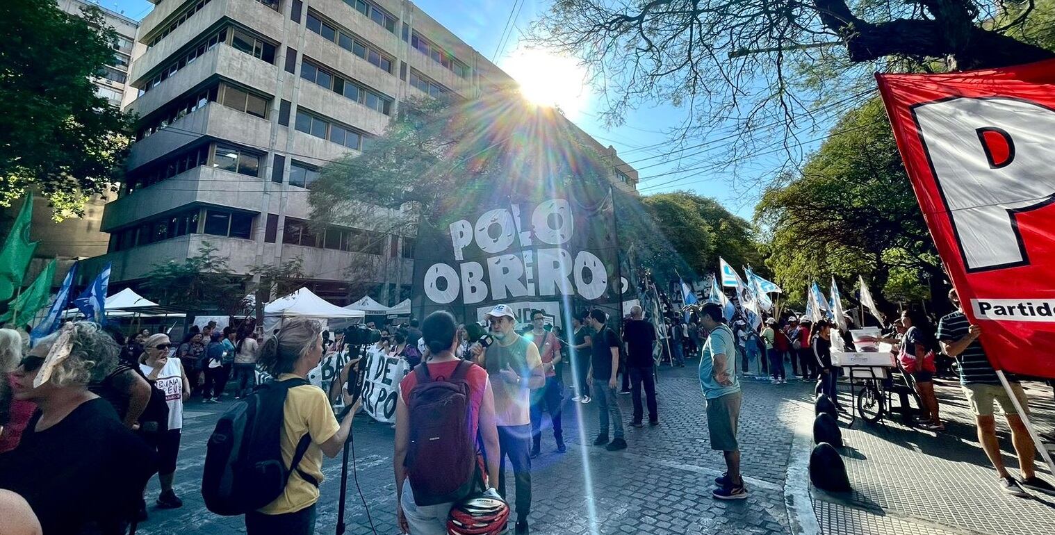 Una nueva manifestación de Unidad Piquetera de Mendoza quien reclama la urgente liberación de los dirigentes detenidos.