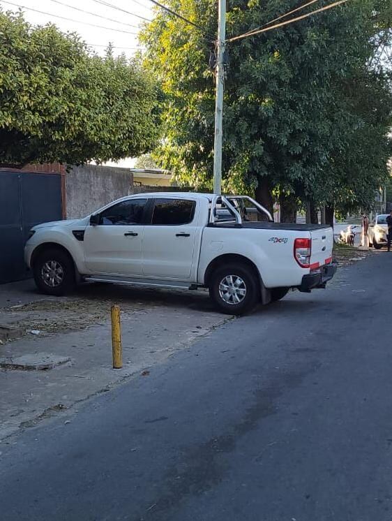 Camioneta robo Berazategui