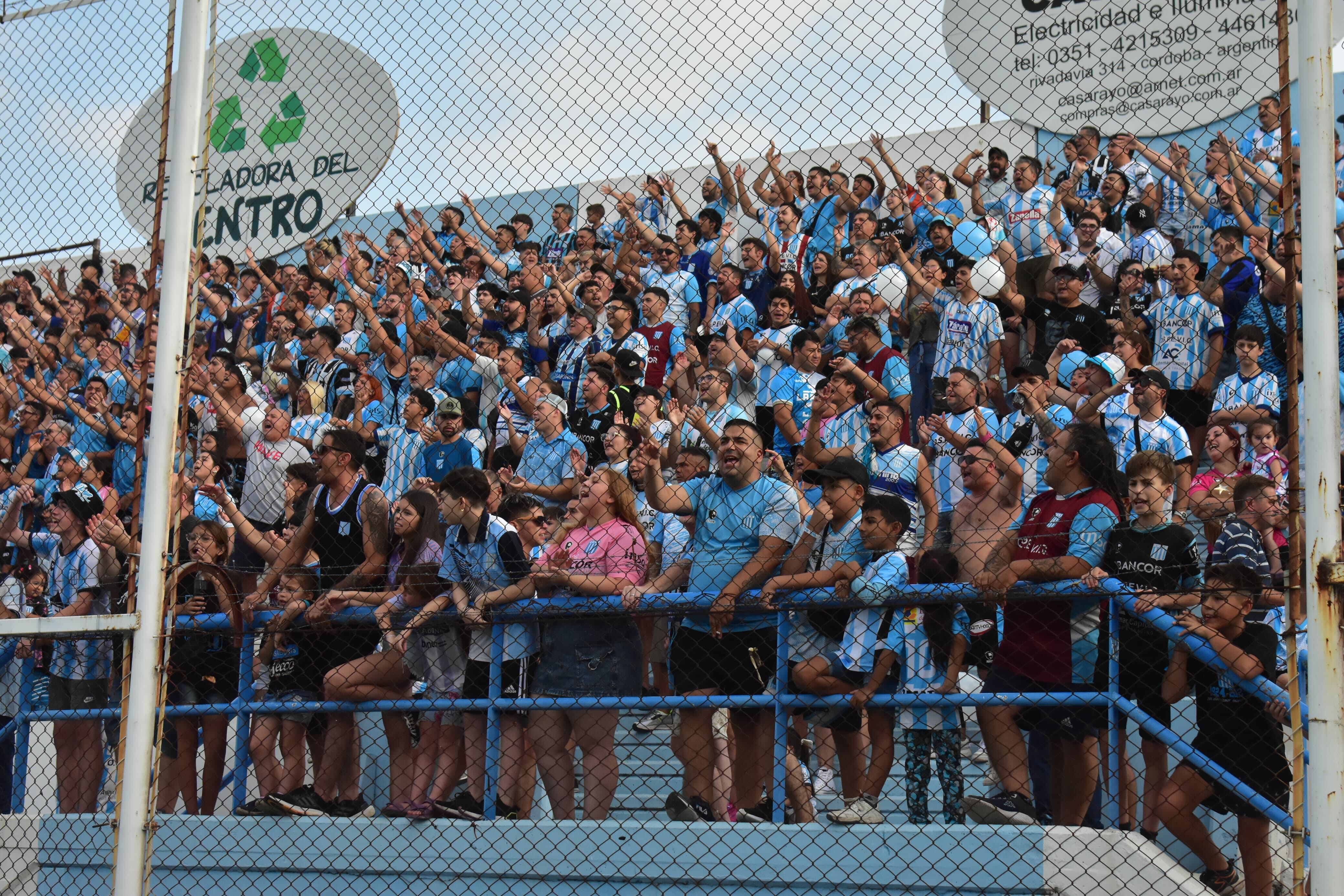 Racing (Cba) vs Agropecuario Argentino. (Christian Luna / La Voz)