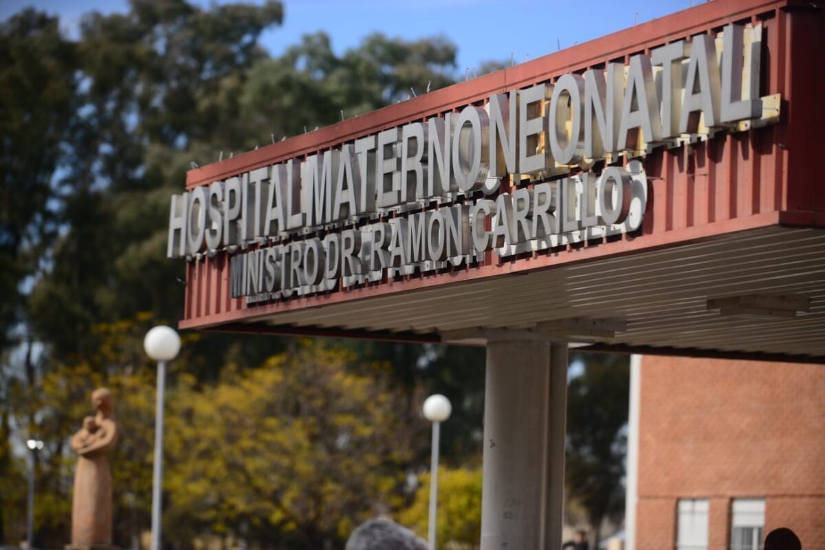 “Brenda Agüero es un monstruo”, disparó la madre de un bebé fallecido en el Neonatal de Córdoba