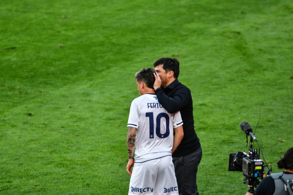 Talleres-Estudiantes, tremendo duelo de punteros y por televisión abierta