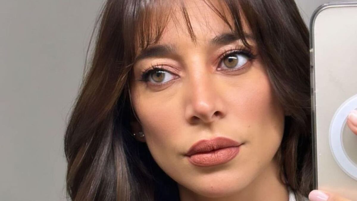 El look flamenco de Sol Pérez con un vestido encorsetado con transparencias