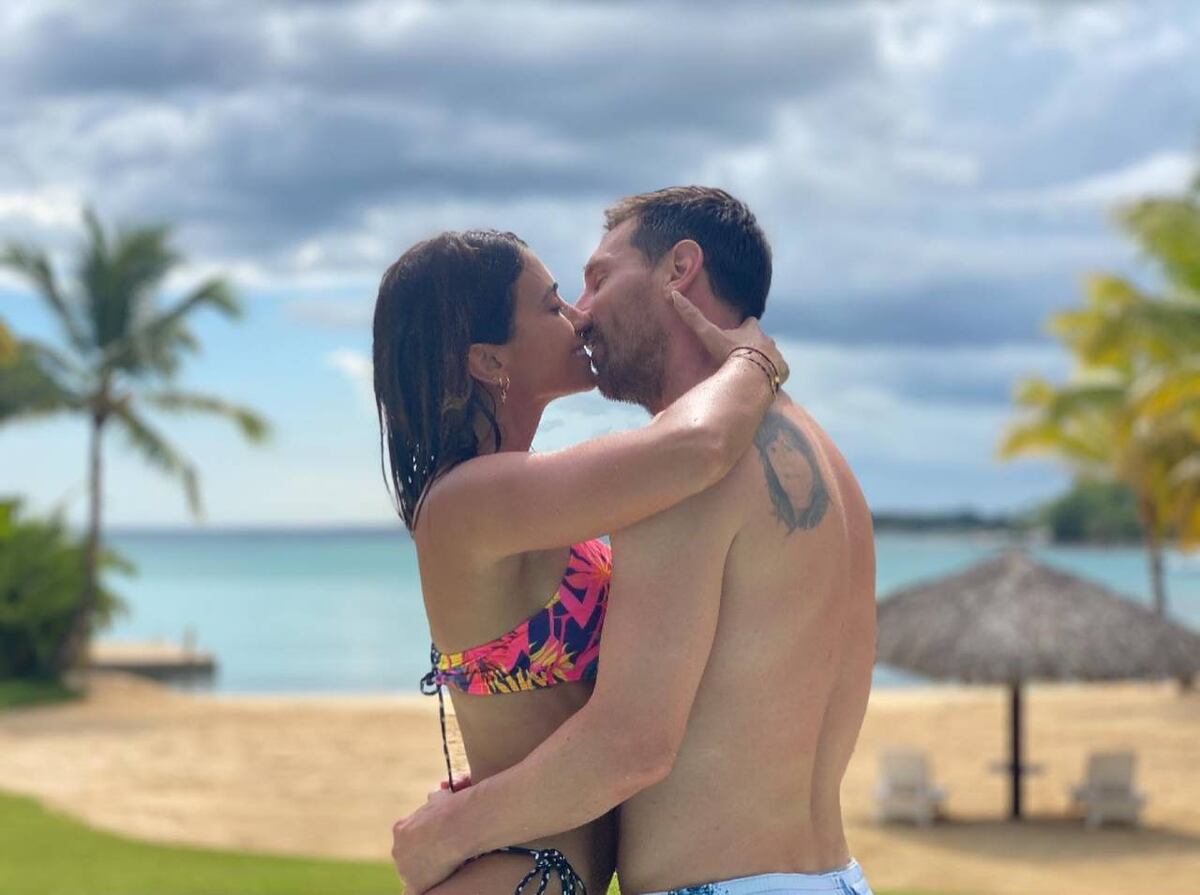 Antonela Roccuzzo cumple 34 años y Lionel Messi le dedicó sus mejores fotos