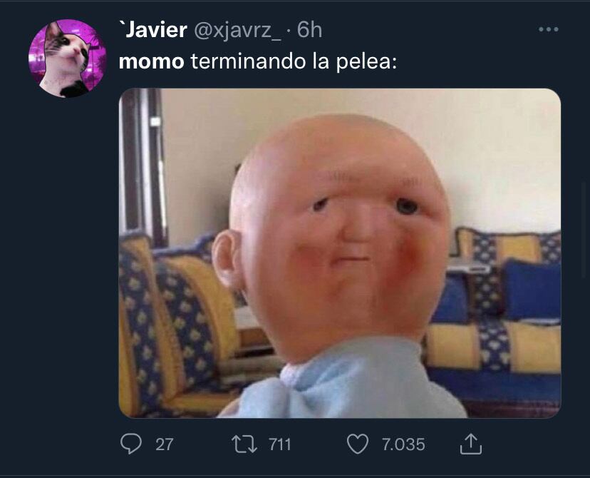 La cuenta @xjaavrz_ subió una foto de un bebote con la cara aplastada.