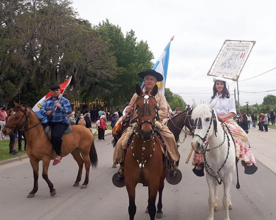 Soldini festejó por todo lo alto un nuevo aniversario del Instituto El Cimarrón (Facebook Eli Sandoval)