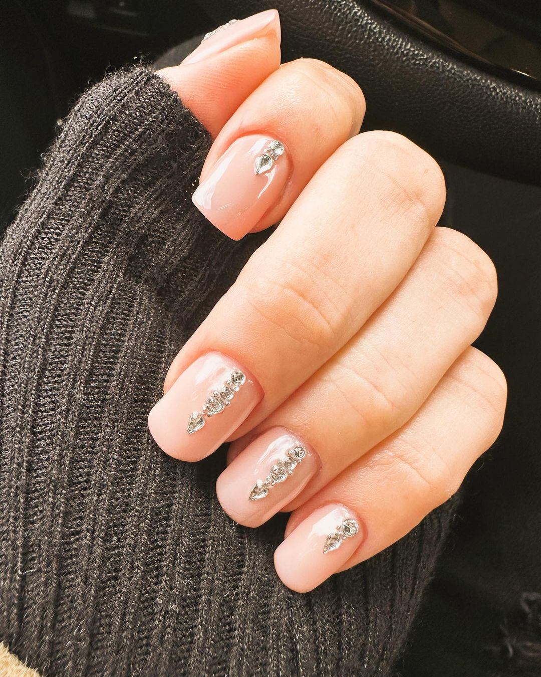 Nicole Neumann mostró su nuevo nail art que es tendencia