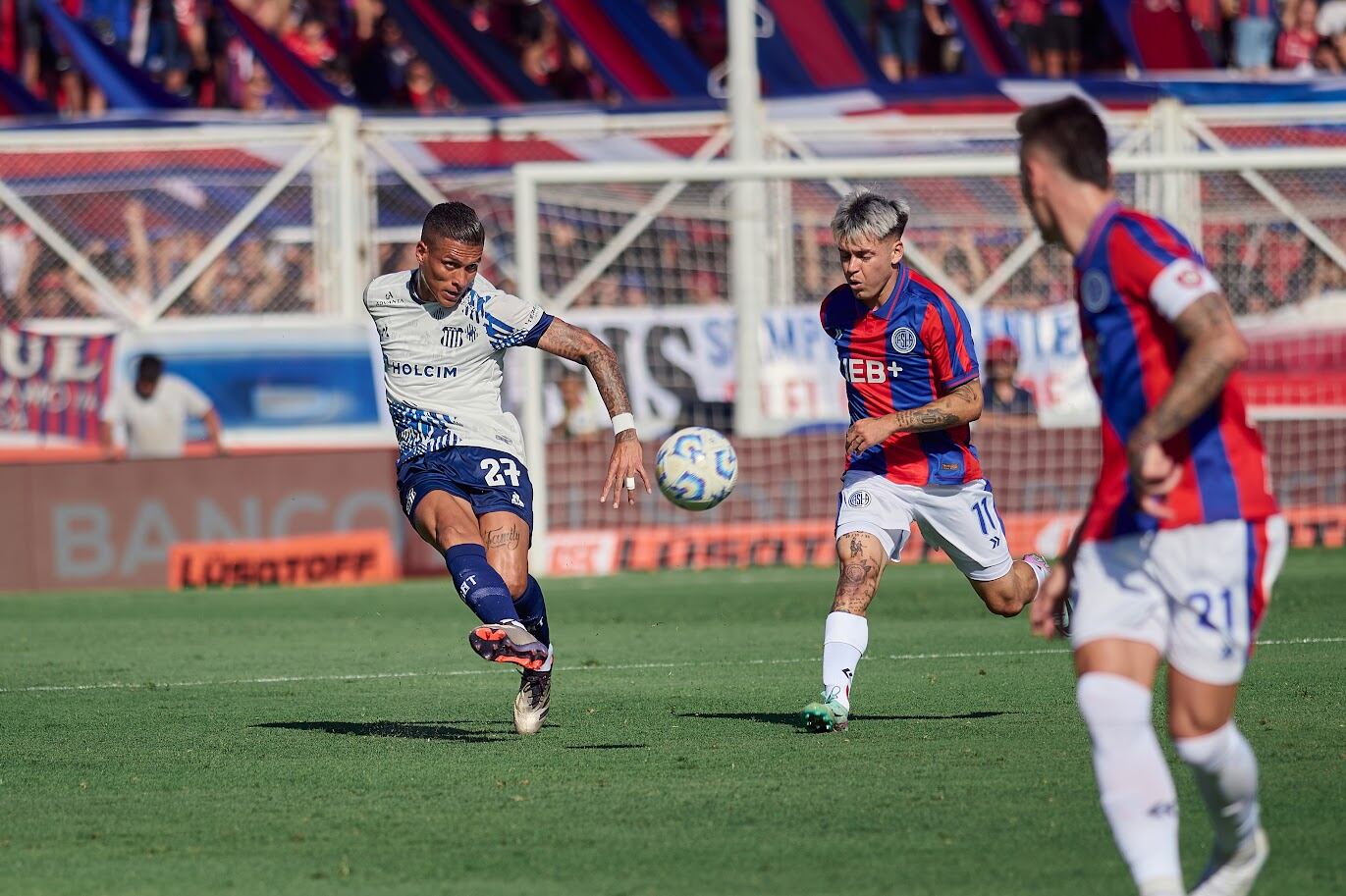 Talleres perdió en el Gasómetro en su debut en el Torneo Apertura