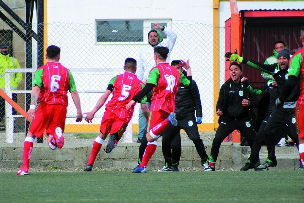 Empate 1-1 en el arranque del Torneo Regional. Foto: El Surenio