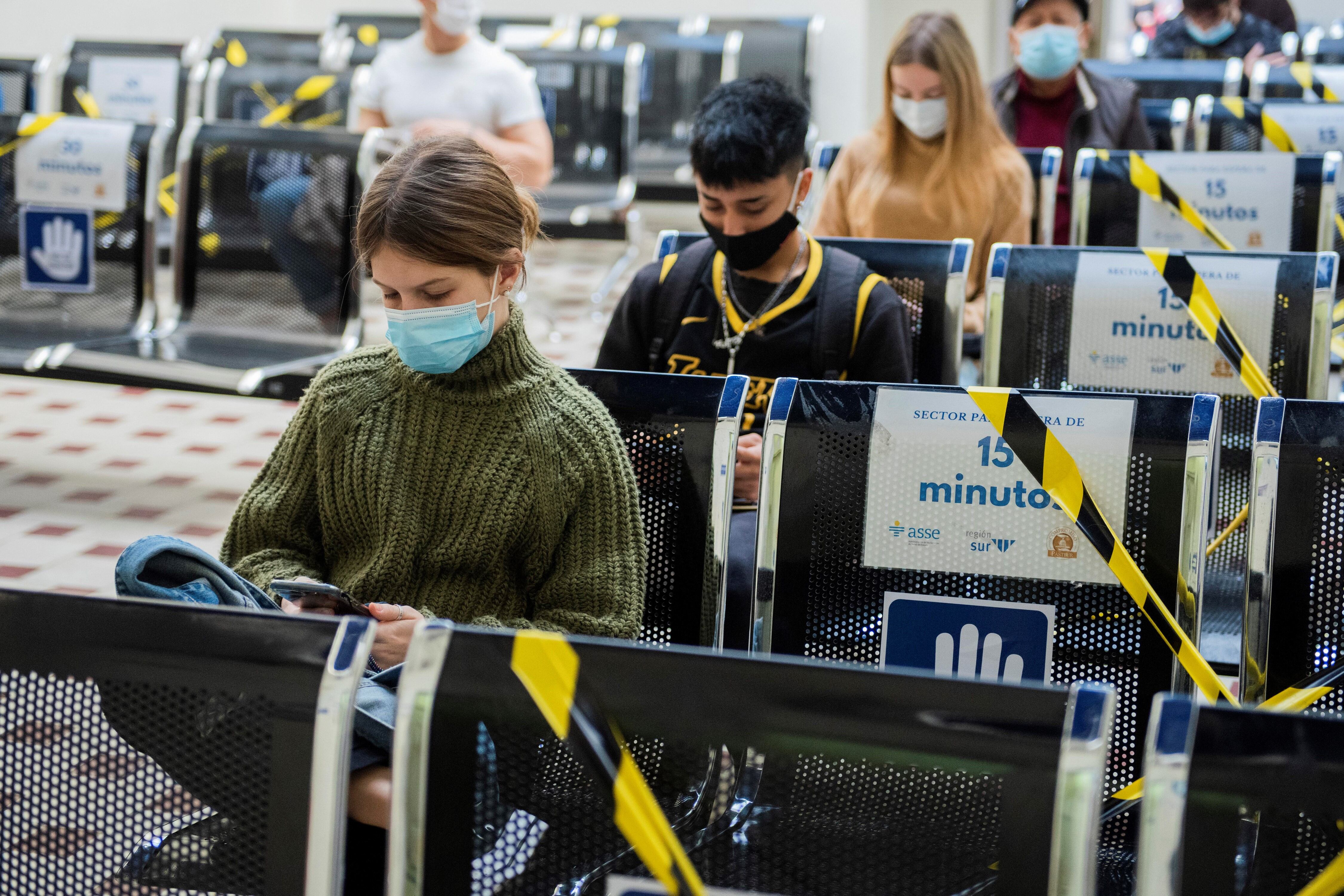 Montevideo. Uruguay vacuna a menores de entre 12 y 17 años. AP.