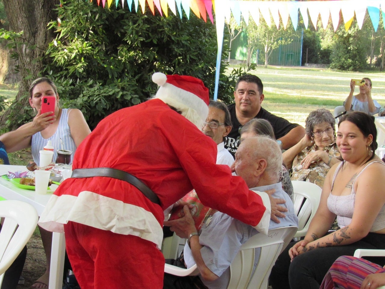 Festejo de Fin de año en el Geriátrico Municipal de Tres Arroyos