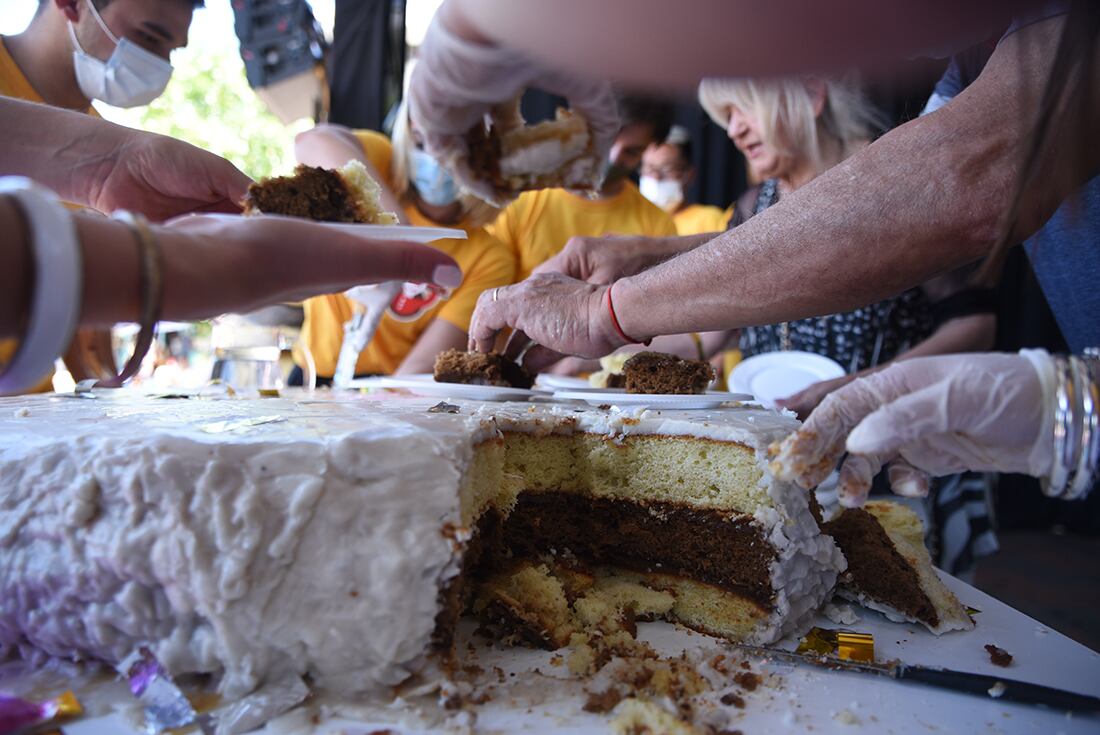 Fiesta del Alfajor en la localidad de la Falta 
Alfajor Gigante
Sábado 20 Noviembre 2021
Fotografía José Gabriel Hernández