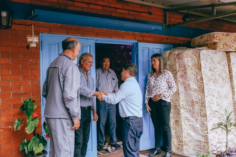 Oscar Alarcón en el Hogar Madre Teresa de Calcuta en Eldorado