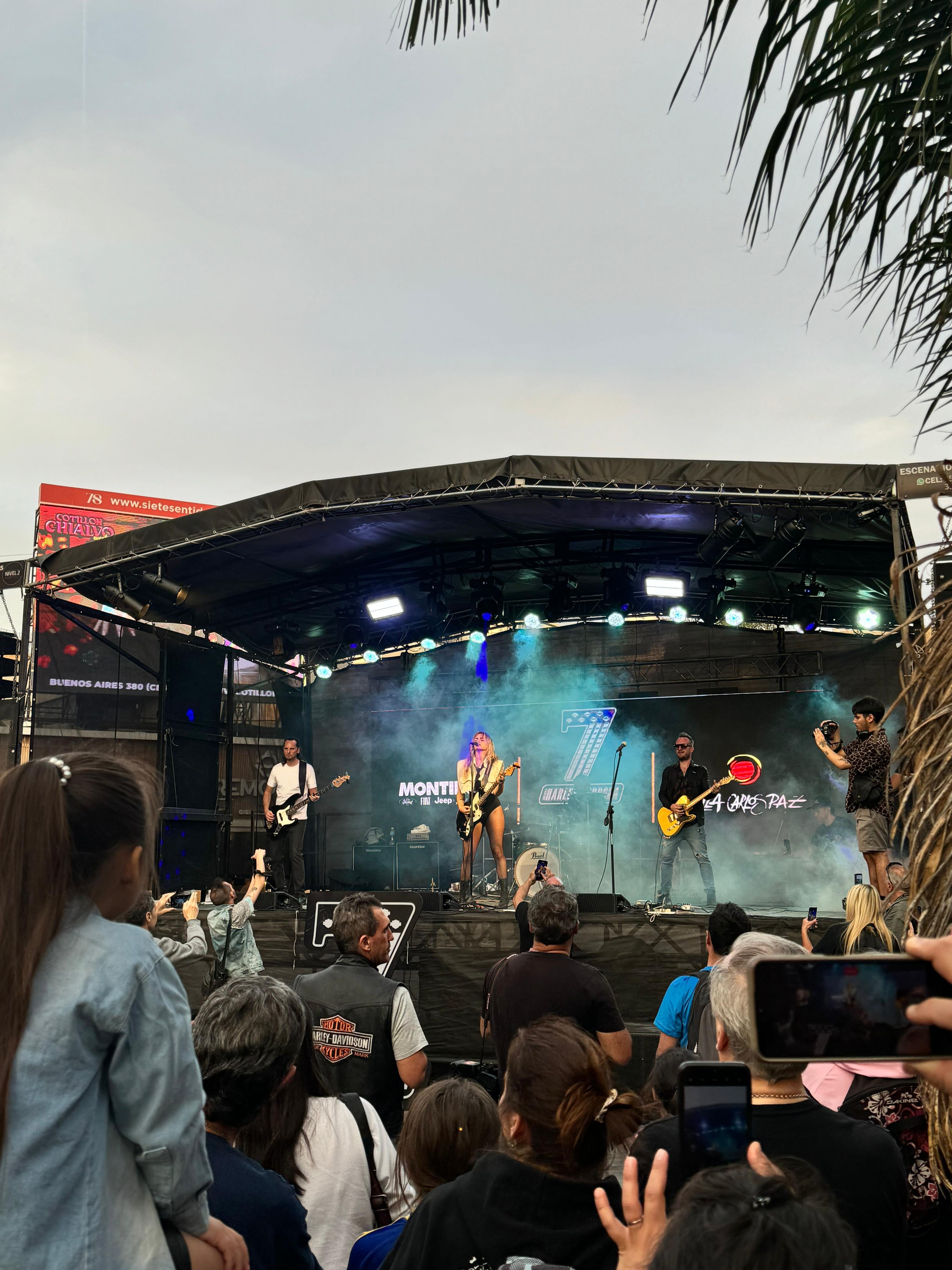 Bandas locales en el Festival de Harley-Davidson en Carlos Paz.