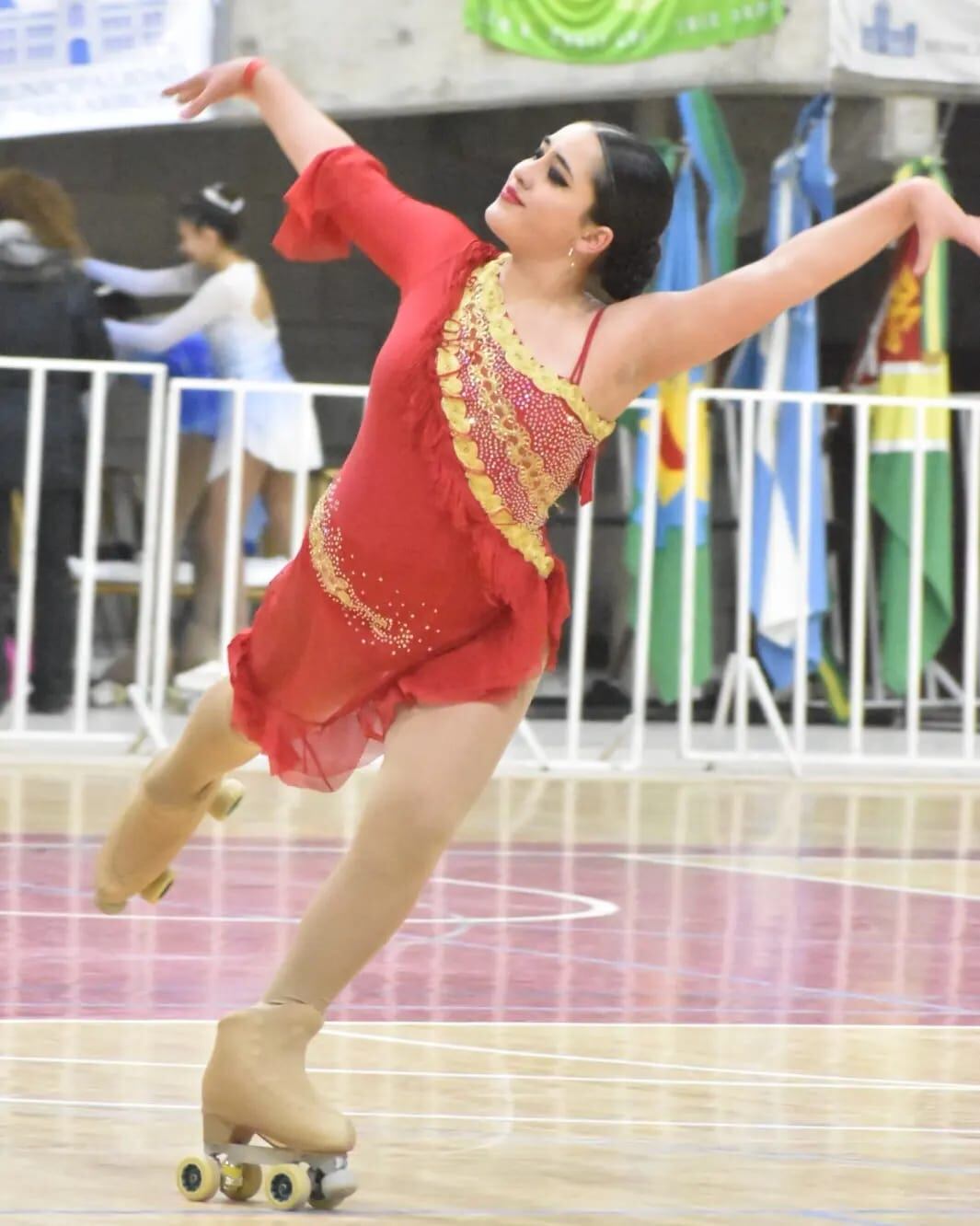 Joven rosaleña busca ayuda para ir al Campeonato Nacional de Patinaje