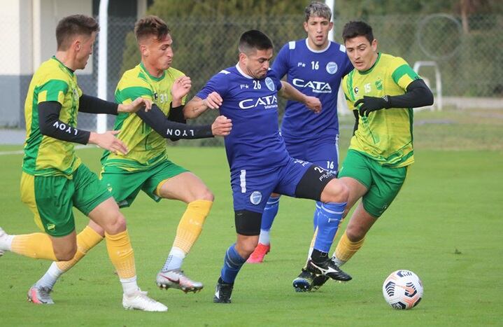 Amistoso entre Godoy Cruz y Defensa y Justicia.