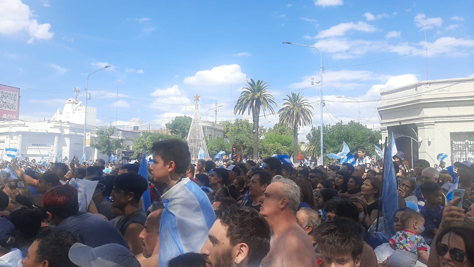 Rafaela gritó bien fuerte Argentina campeón!!!