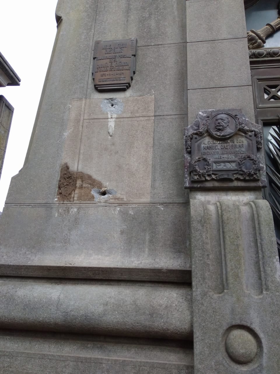 Vandalismo en el Cementerio Municipal de Azul