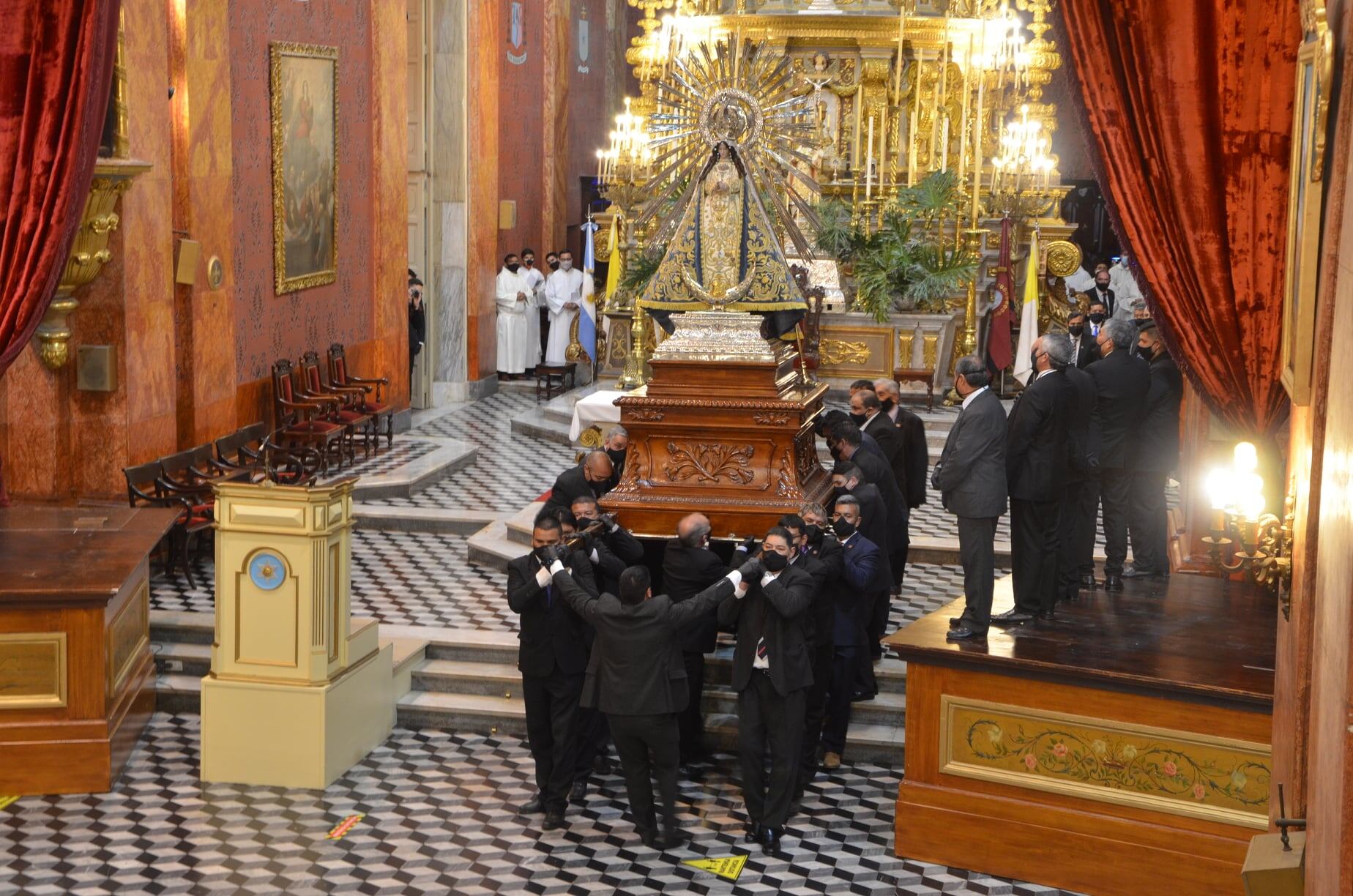 Así lo expresó durante la entronización de las imágenes el sábado.