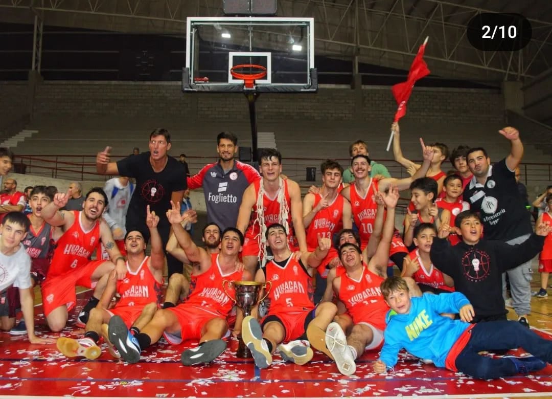 Oficial de Básquet de Tres Arroyos: Huracán Campeón