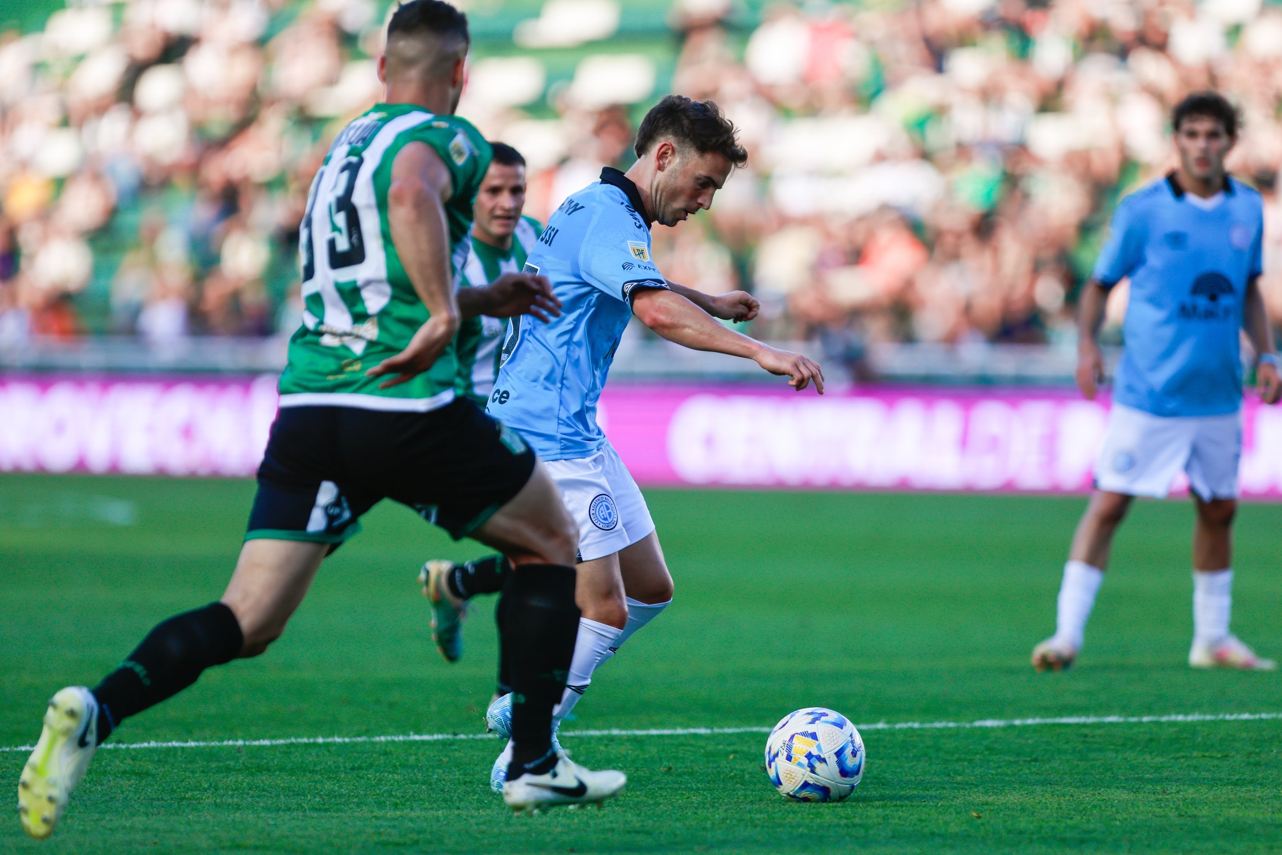 Menossi ingresó en el ST, poco aportó (Prensa Belgrano).