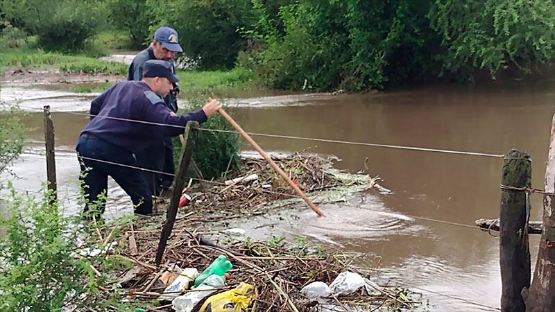 Pueblos tapados de agua, evacuados y rutas cortadas en Entre Ríos