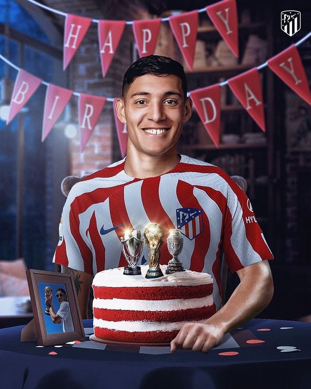 La foto del Atlético de Madrid para el cordobés.