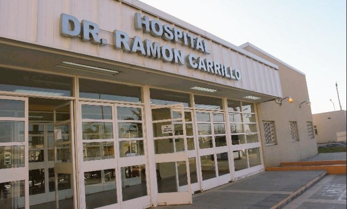 Ciudadela: un policía y su novia enfermera fueron baleados en el Hospital Carrillo