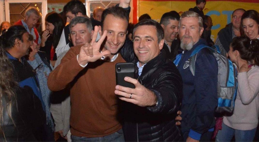 Octavio Ibarra junto a Ramón Mestre, en Oliva (prensa Mestre)