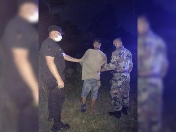 Detienen a un individuo que transportaba marihuana y embistió a un efectivo de Prefectura.