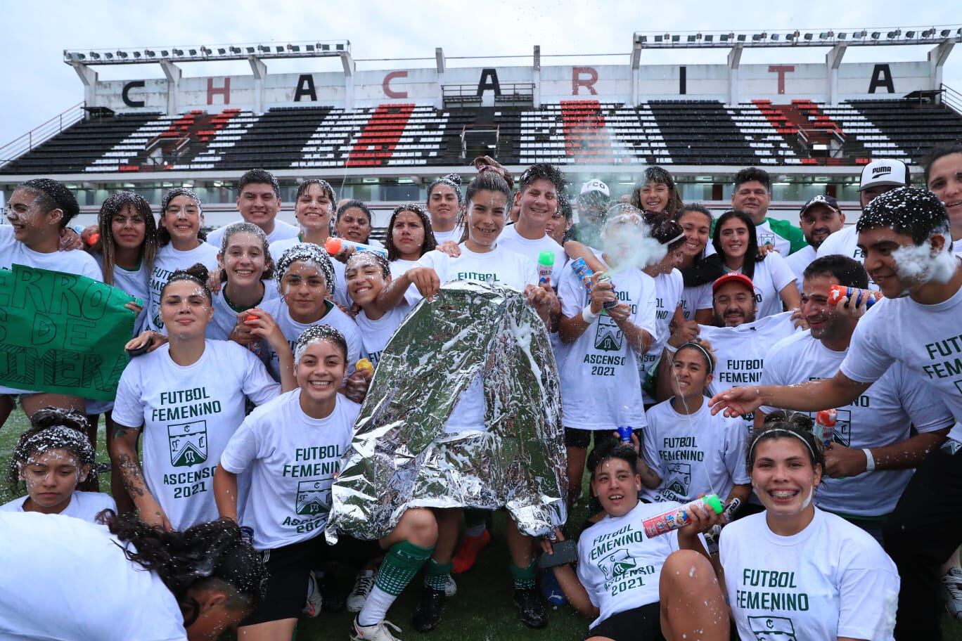 Margarita Giménez, en ferro cuando ascendió a la Primera A de AFA.