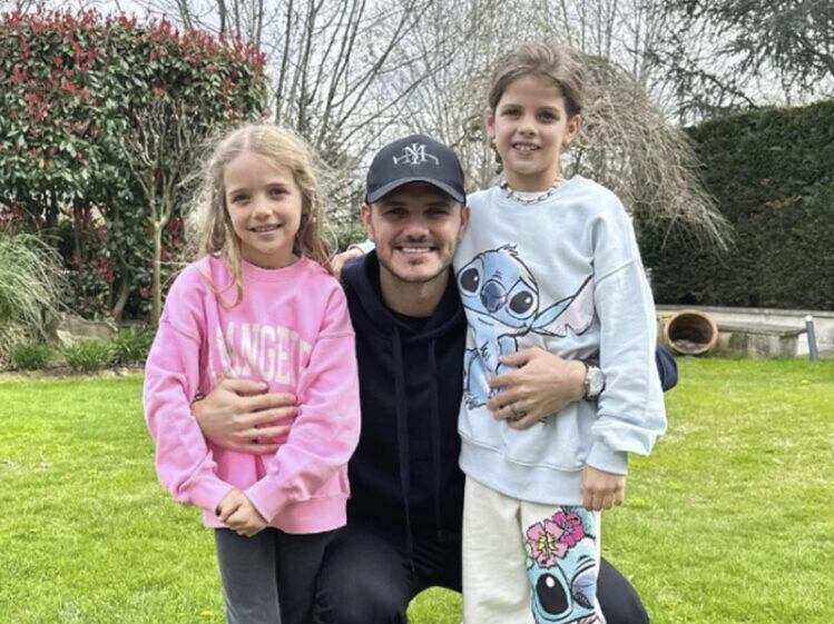 Mauro Icardi junto a sus hijas, Isabela y Francesca, sobrinas de Ivana.