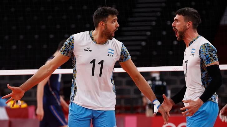 Solé y Conte, dos jugadores clave en el triunfo de Argentina en el tercer set ante Italia.